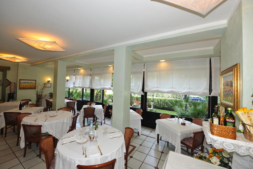 Hotel Kyrton Forte dei Marmi Zewnętrze zdjęcie